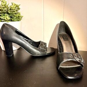 Vintage Victoria Spenser Black Leather Peep Toe 3" Block Heel Buckle Pumps 8M